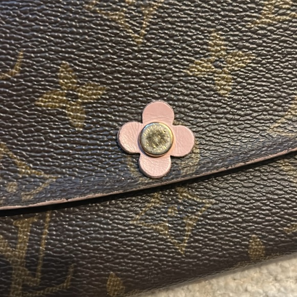 Louis Vuitton Emilie Brown and Pink Monogram Wallet🥳🥳❌❌ - Picture 5 of 10